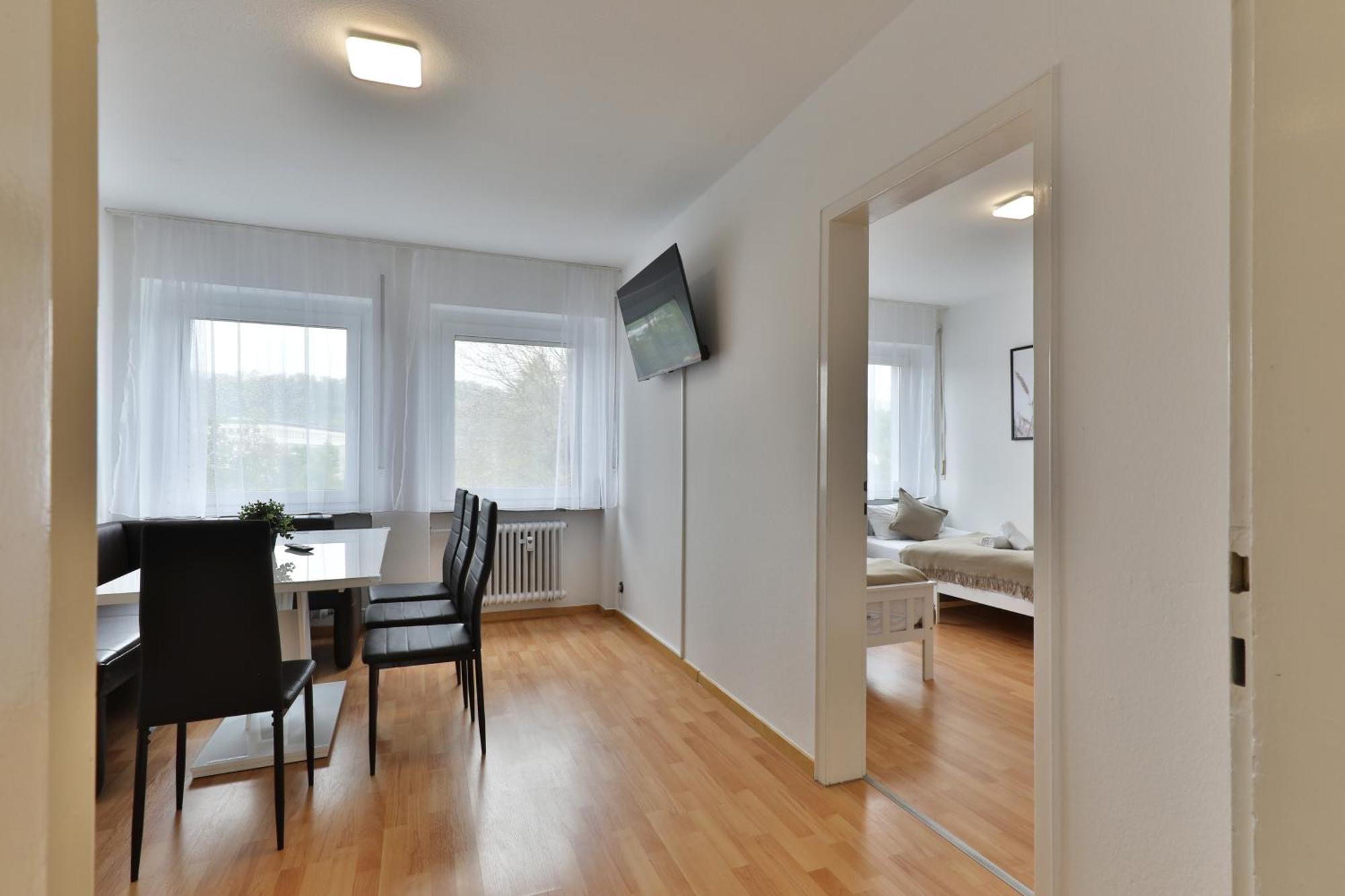 Moderne Ferienwohnungen - Service Wie Im Hotel ゲッピンゲン エクステリア 写真