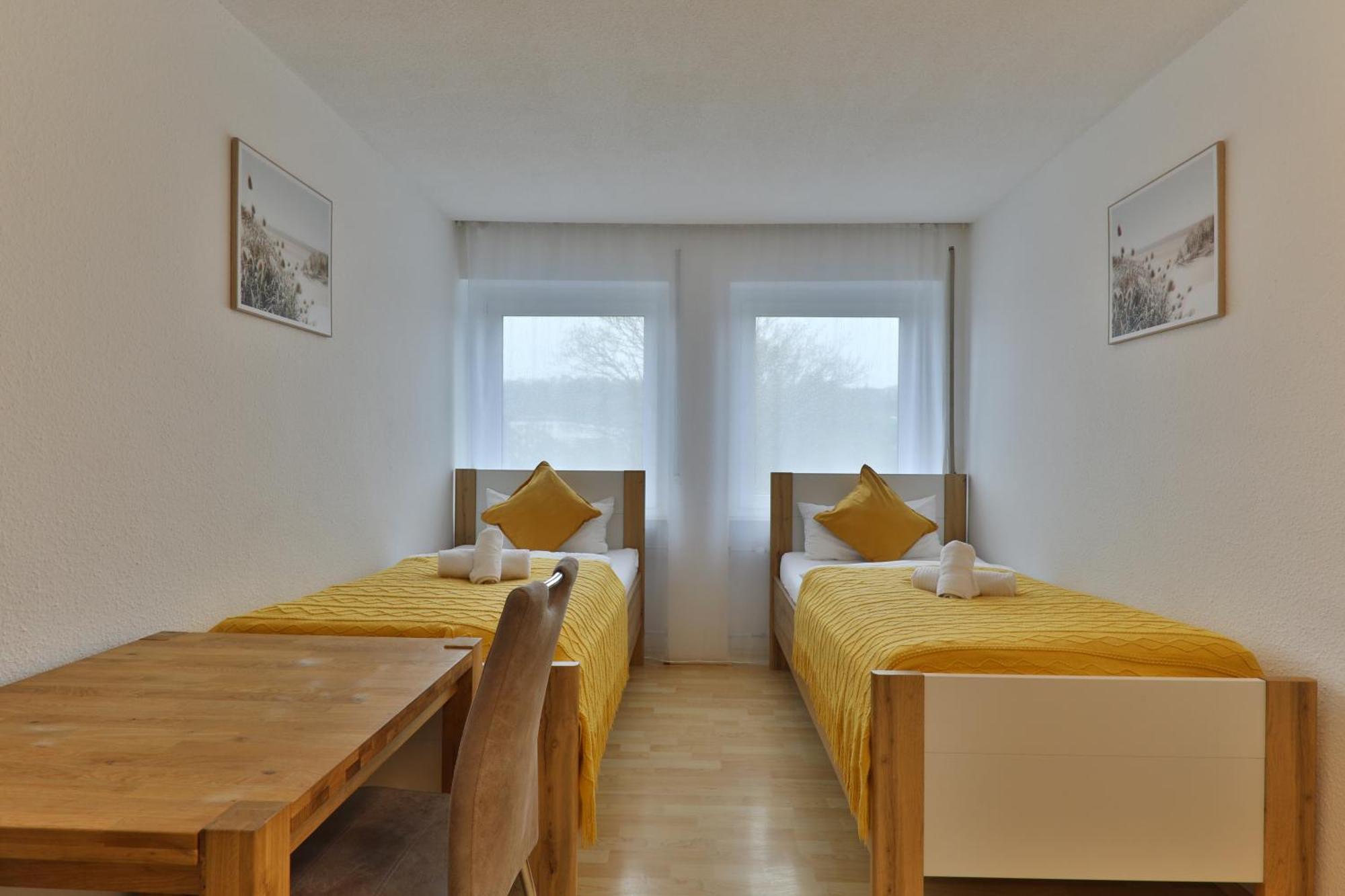 Moderne Ferienwohnungen - Service Wie Im Hotel ゲッピンゲン エクステリア 写真