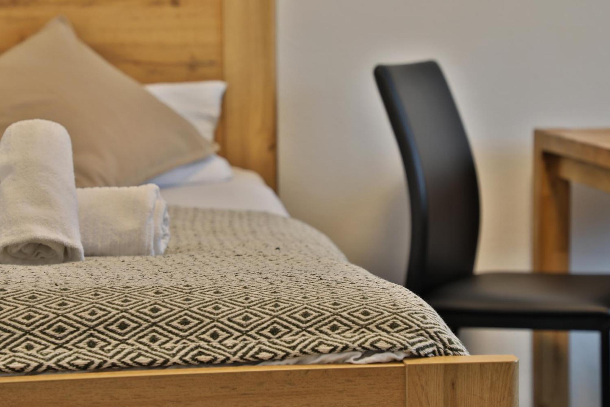 Moderne Ferienwohnungen - Service Wie Im Hotel ゲッピンゲン エクステリア 写真